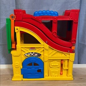 Fisher-Price Little People Stow & Go Race Track 2010